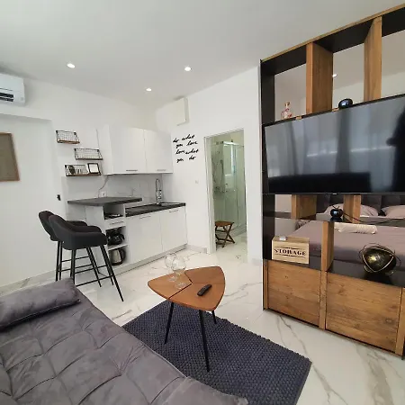 Lavin Apartament Malinska